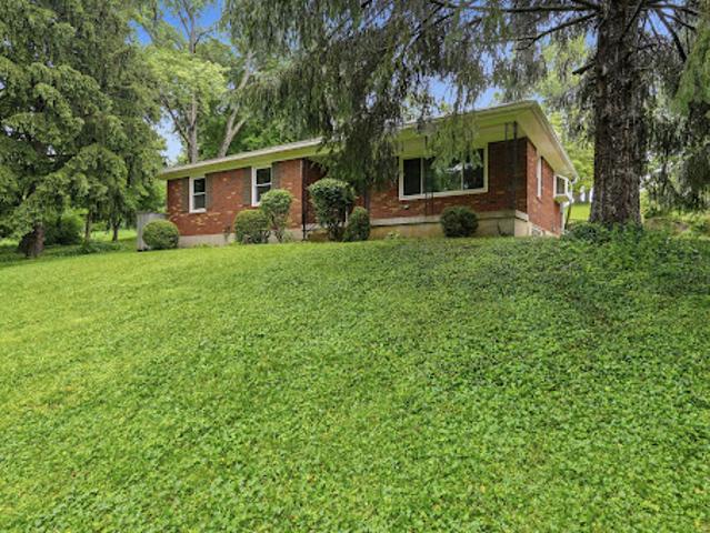House for sale in Prospect, Kentucky