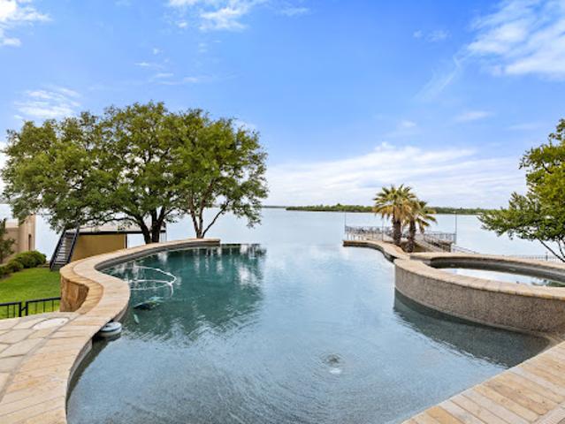 House for sale in Marble Falls, Texas