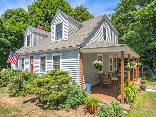 House for sale in New Hampshire