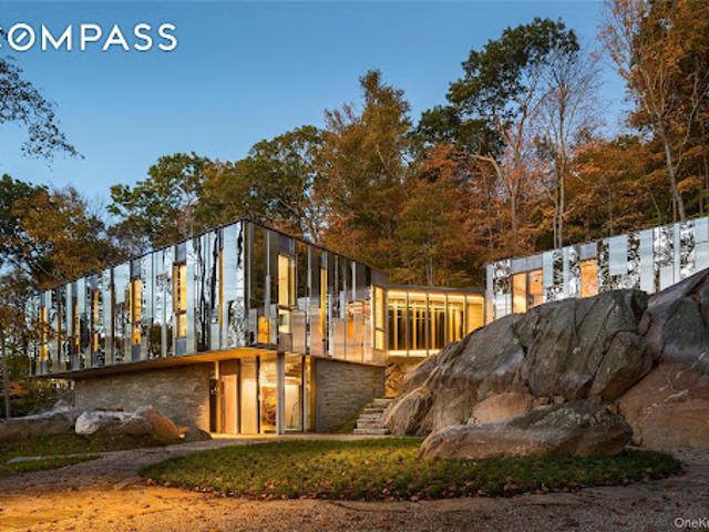 House for sale in Pound Ridge, New York