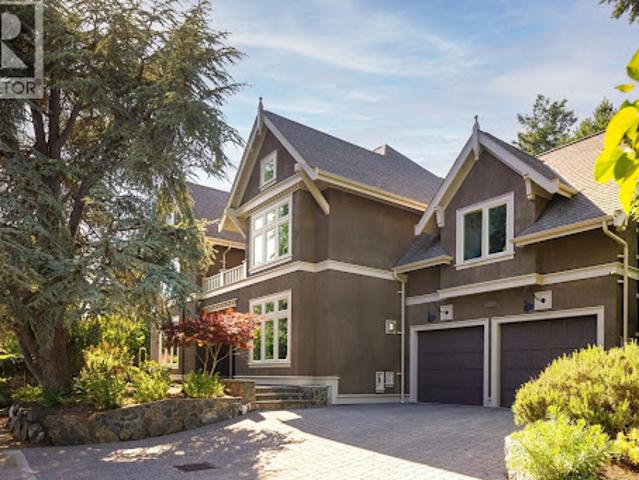 House for sale in Victoria, British Columbia