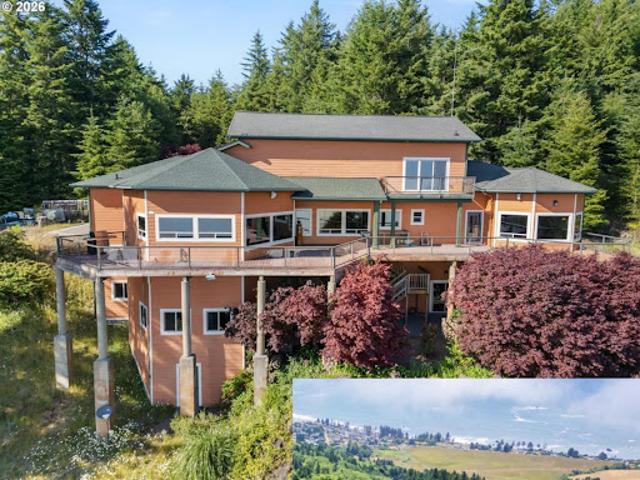 House for sale in Oregonia