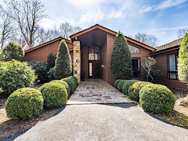 House for sale in Avery, North Carolina