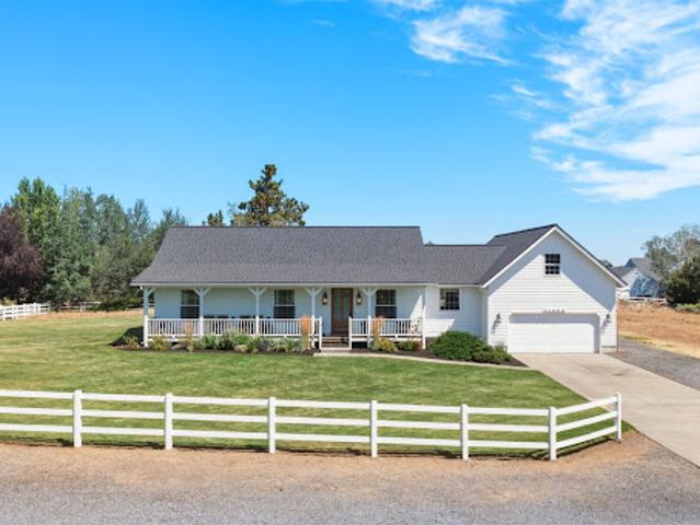 House for sale in Oregonia