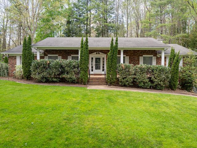 House for sale in Hendersonville, North Carolina