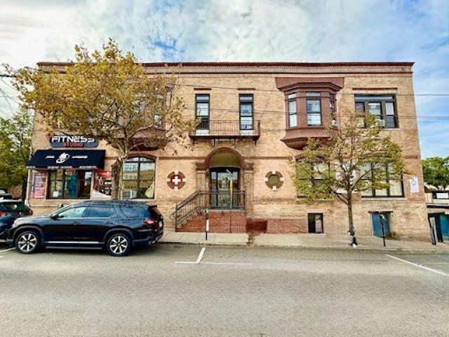 House for sale in Hudson, New Jersey