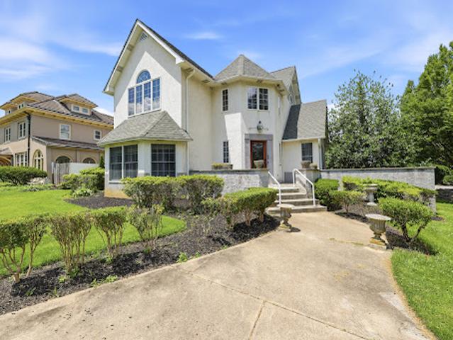 House for sale in Audubon, New Jersey