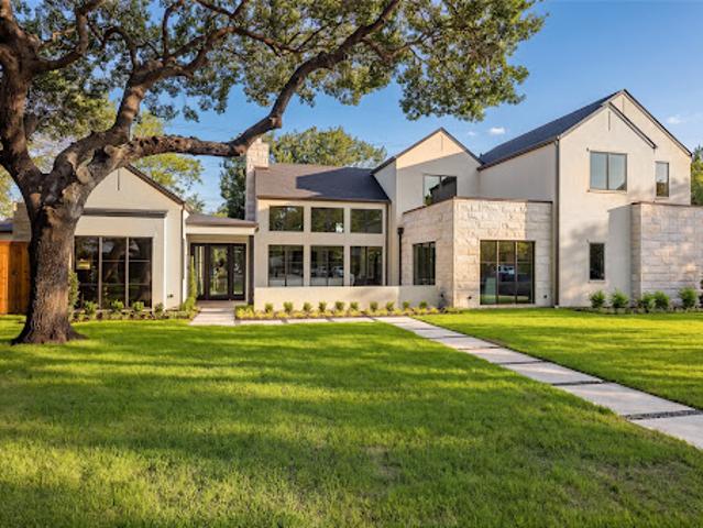 House for sale in Dallas, Texas