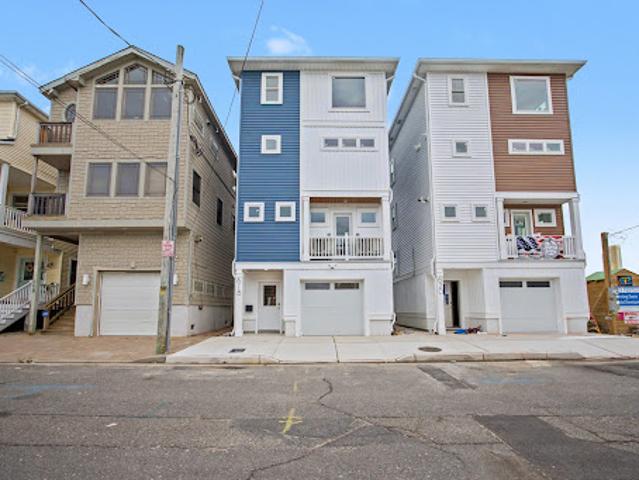 House for sale in Atlantic City, New Jersey