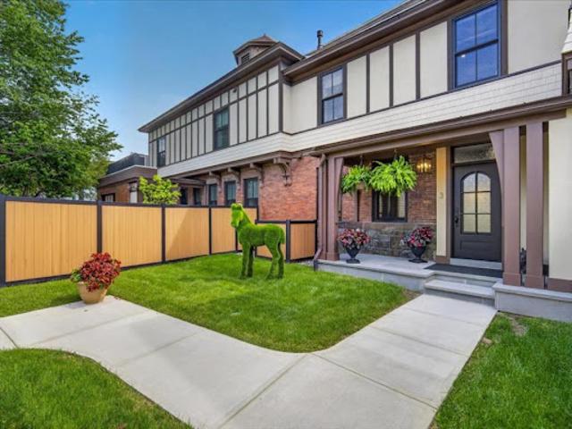 House for sale in Saratoga, New York