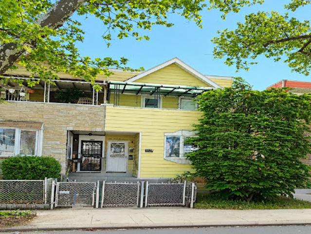 House for sale in Arverne, New York