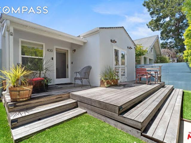 House for sale in Canoga Park, California