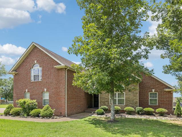 House for sale in Lebanon, Tennessee