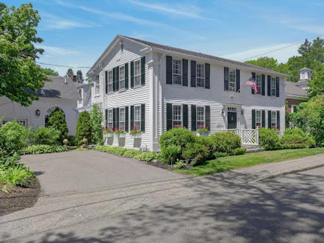 House for sale in Kennebunkport, Maine