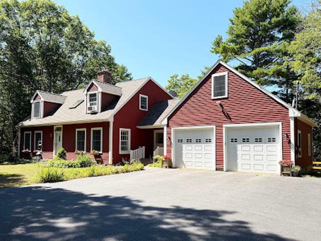 House for sale in Georgetown, Maine