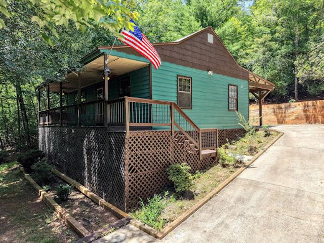 House for sale in Hiawassee, Georgia