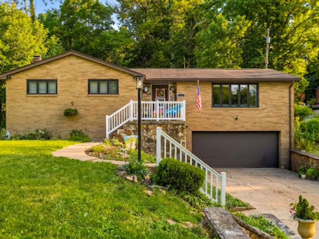 House for sale in Bethel Park, Pennsylvania