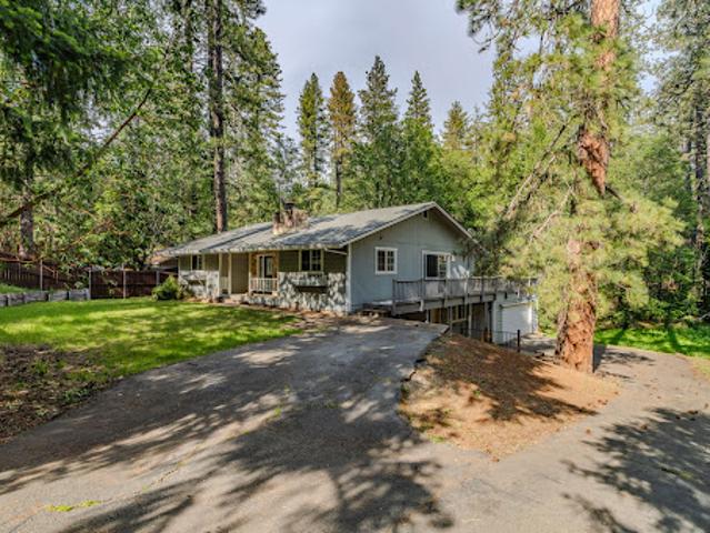 House for sale in Pine Grove, California
