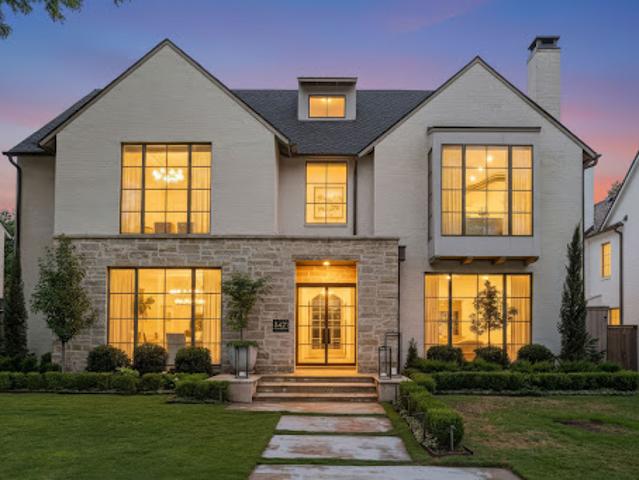 House for sale in Dallas, Dallas County