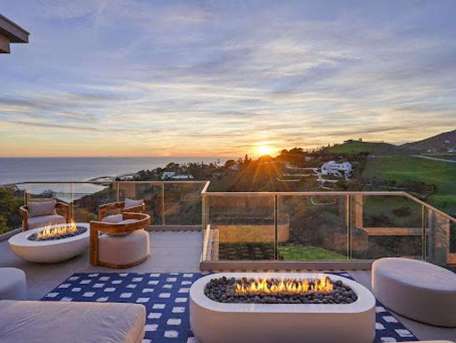 House for sale in Malibu, California