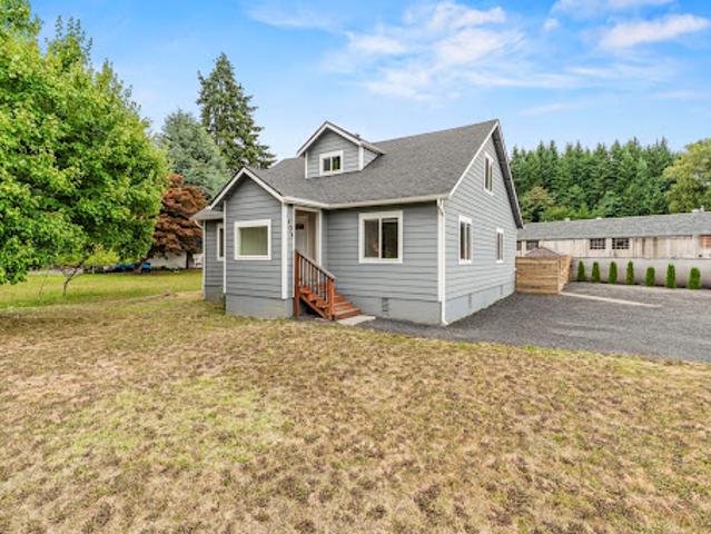 House for sale in Winlock, Washington
