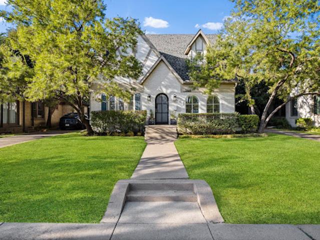 House for sale in Dallas, Dallas County