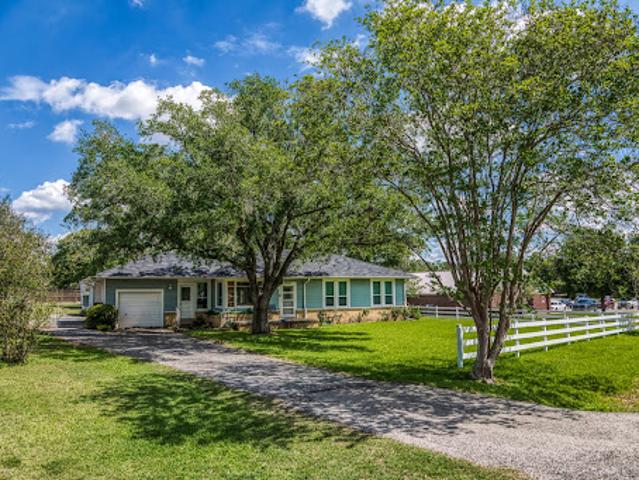 House for sale in Bellville, Austin County