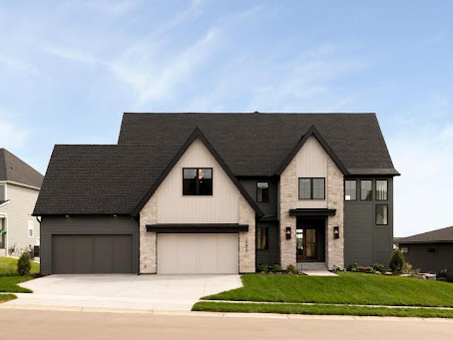 House for sale in Plymouth, Hennepin County
