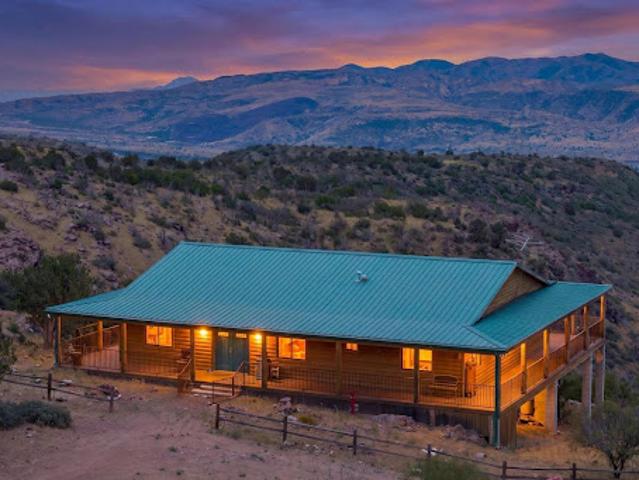 House for sale in Cave Creek, Arizona