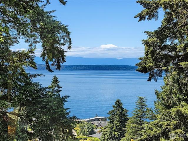 House for sale in Edmonds, Washington