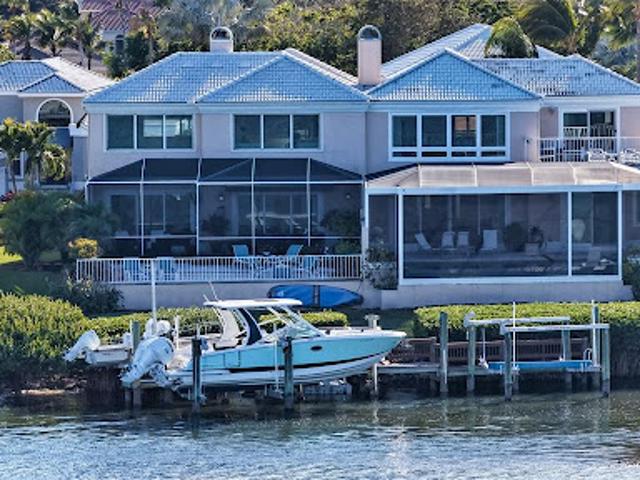 House for sale in Longboat Key, Manatee County