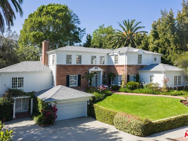 House for sale in Canoga Park, California