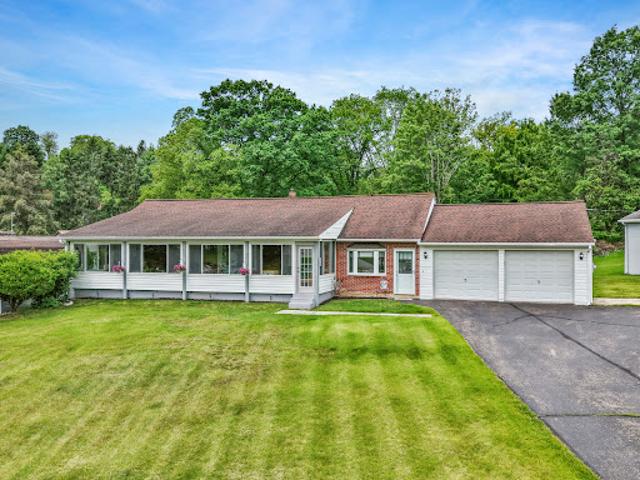 House for sale in Murrysville