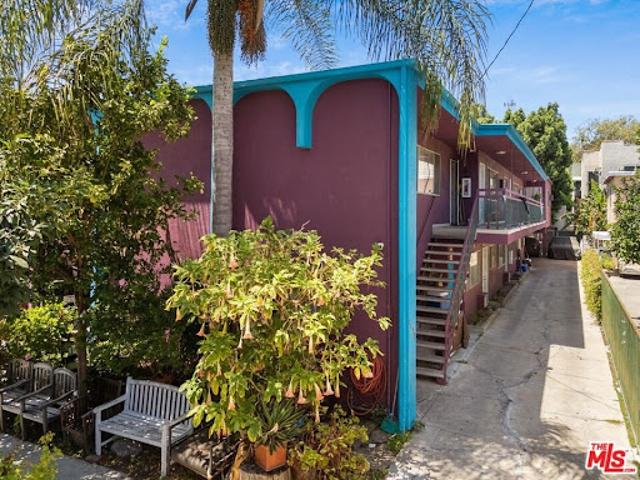 House for sale in Canoga Park, California