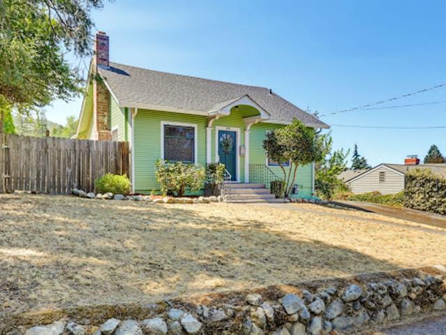 House for sale in Oregonia