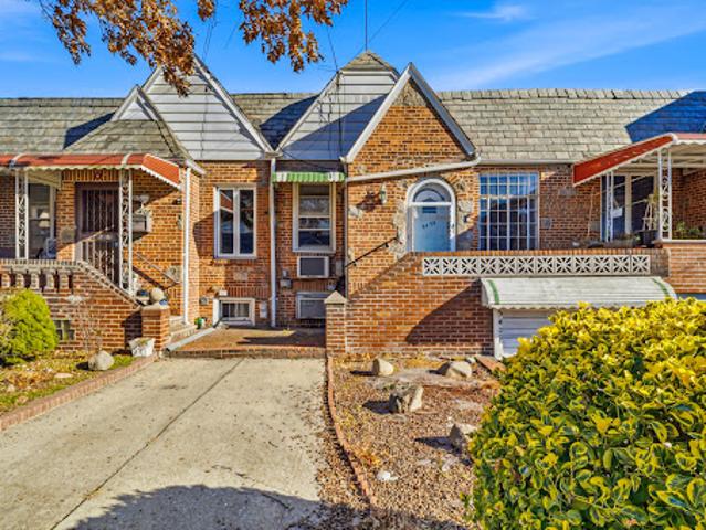 House for sale in Arverne, New York