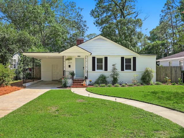 House for sale in Savannah, Georgia