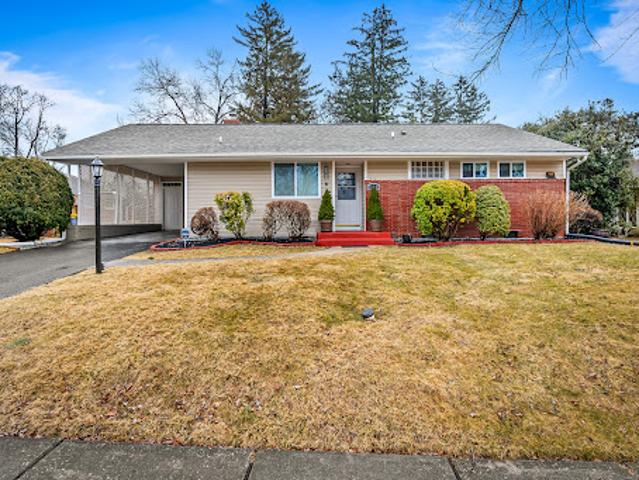 House for sale in Gibsonton, Maryland