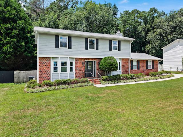 House for sale in Lilburn, Georgia