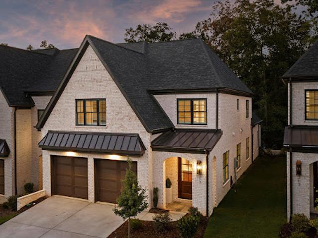 House for sale in Charlotte, Mecklenburg County