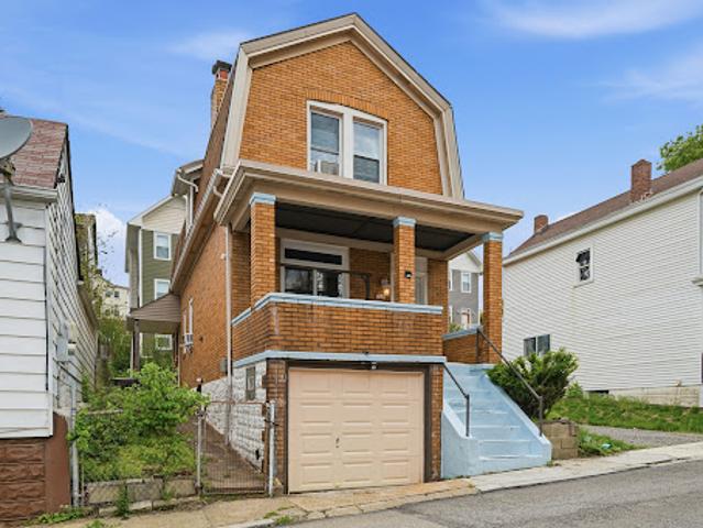 House for sale in Pittsburg, Pennsylvania