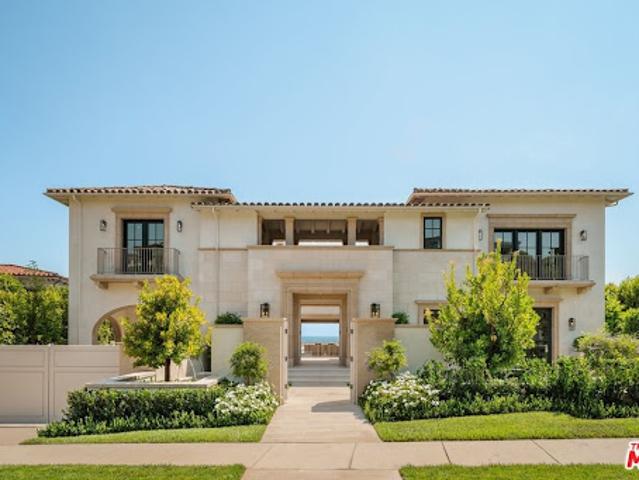 House for sale in Corona Del Mar, California
