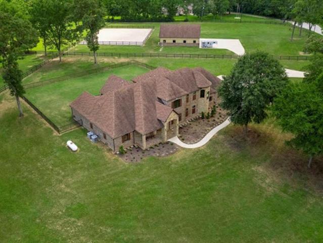 House for sale in Magnolia, Texas