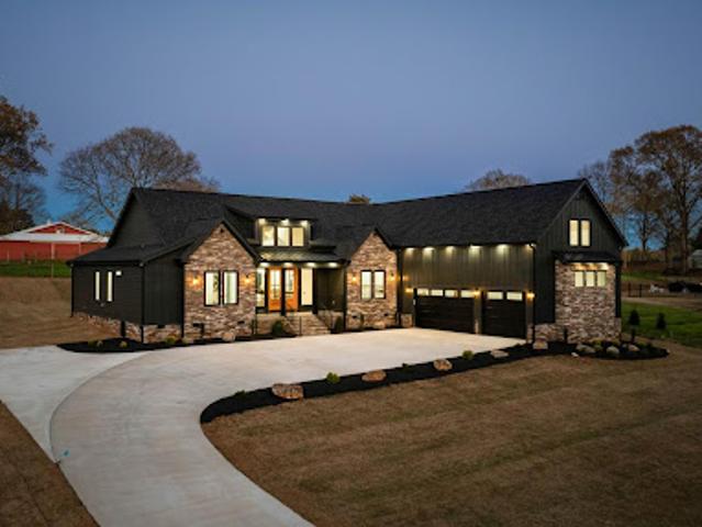House for sale in Simpsonville, South Carolina