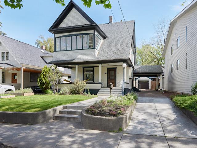 House for sale in Walla Walla, Washington