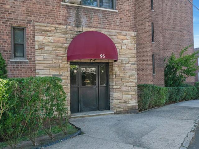 House for sale in Glenwood, New York