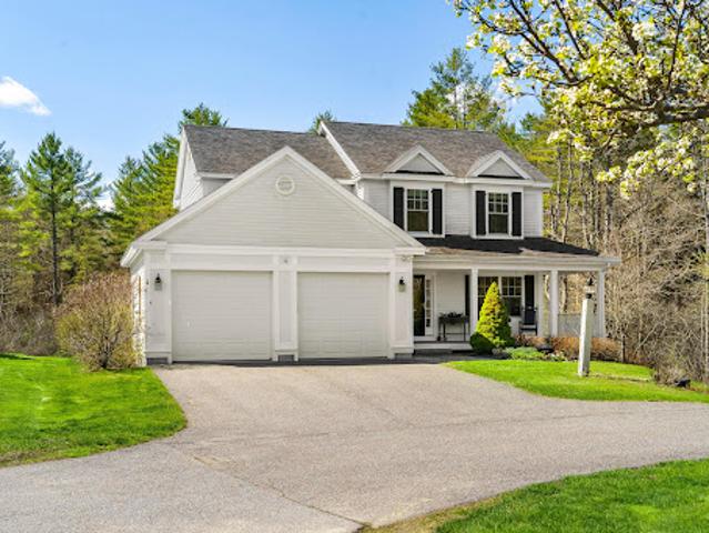 House for sale in Cumberland Center, Maine