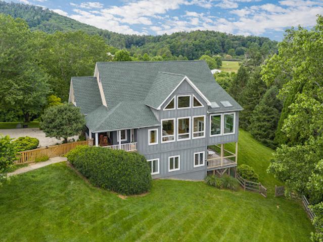 House for sale in Barnardsville, North Carolina