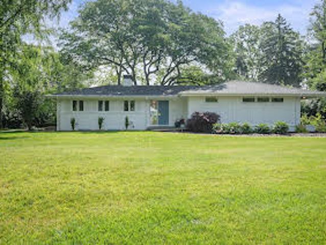 House for sale in Carnegie