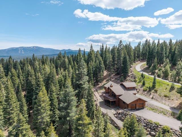 House for sale in Truckee, Nevada County